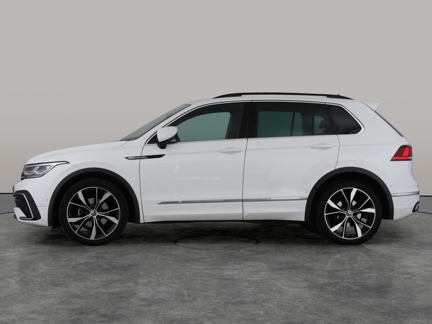 Used Volkswagen Tiguan 2023 for sale - 77604996: Photo 13