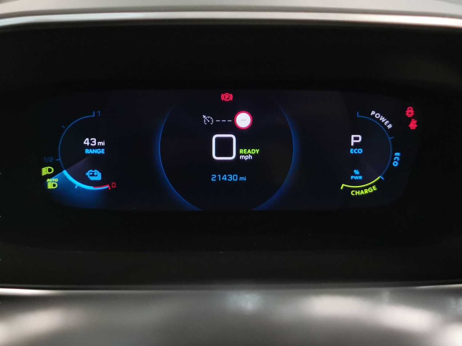 Used Peugeot E-2008 2022 for sale - 77135146: Photo 21