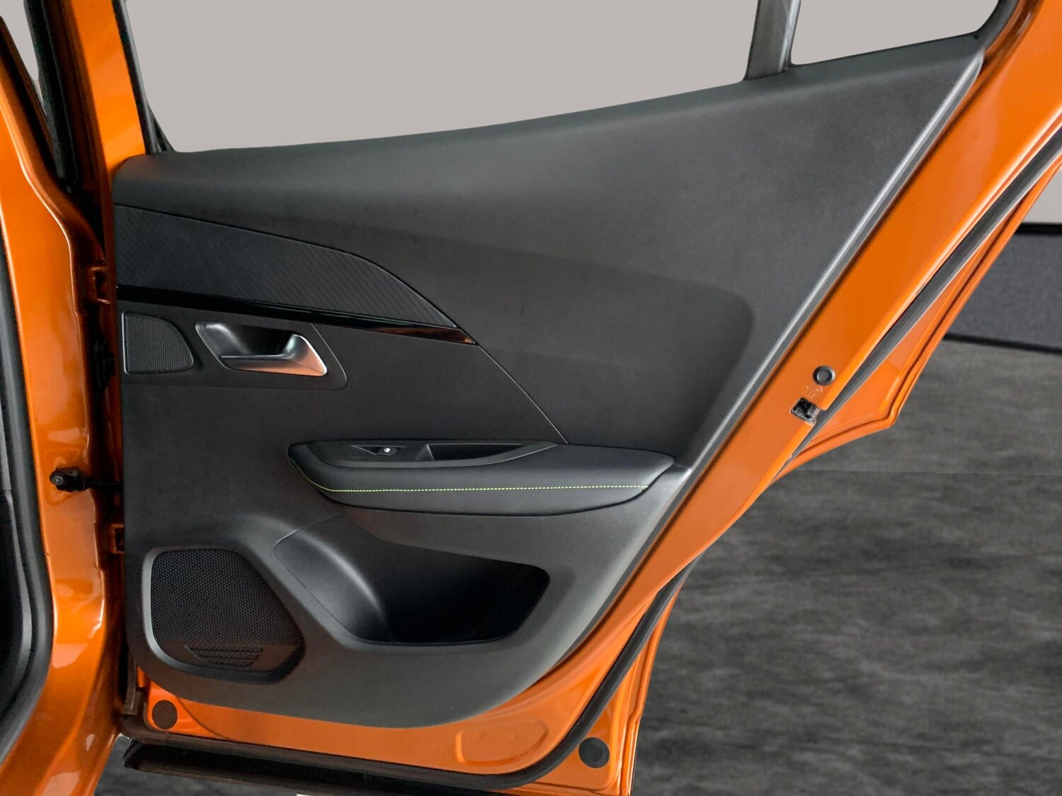 Used Peugeot E-2008 2022 for sale - 77135146: Photo 31