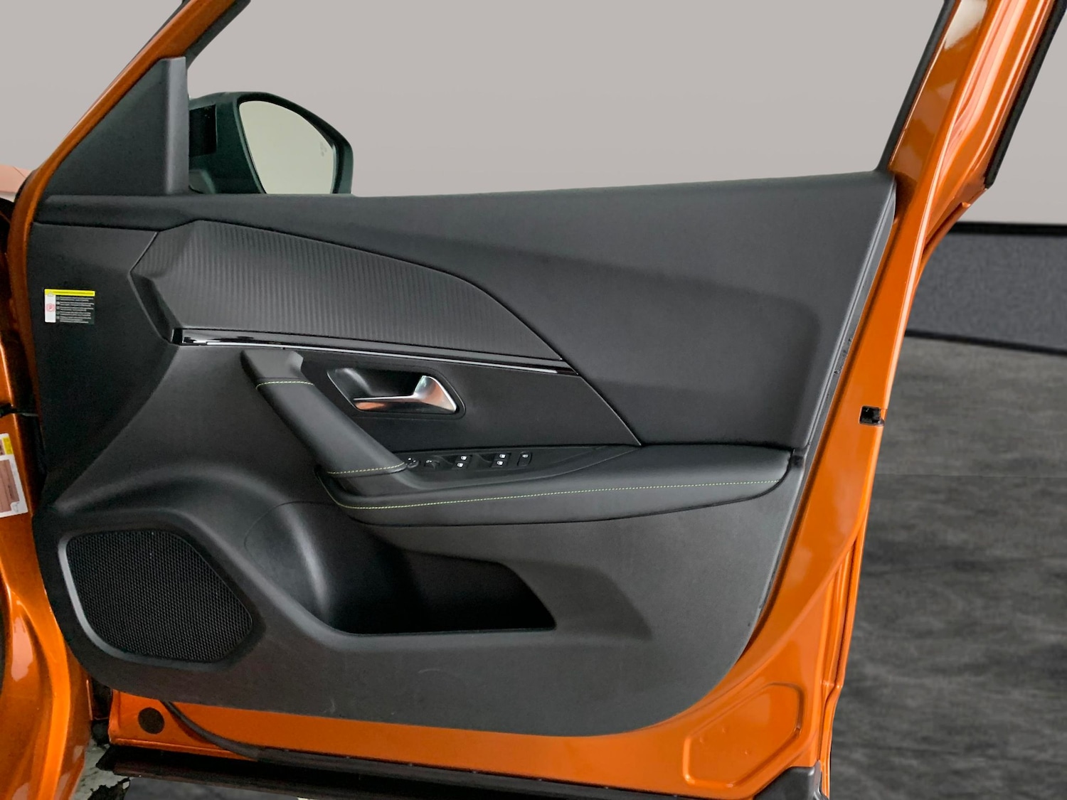 Used Peugeot E-2008 2022 for sale - 77135146: Photo 32