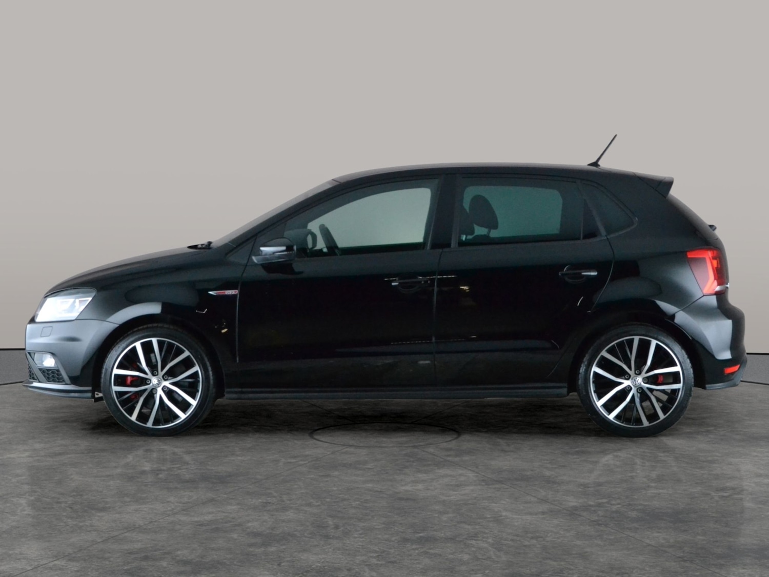 Used Volkswagen Polo 2017 for sale - 77540329: Photo 12