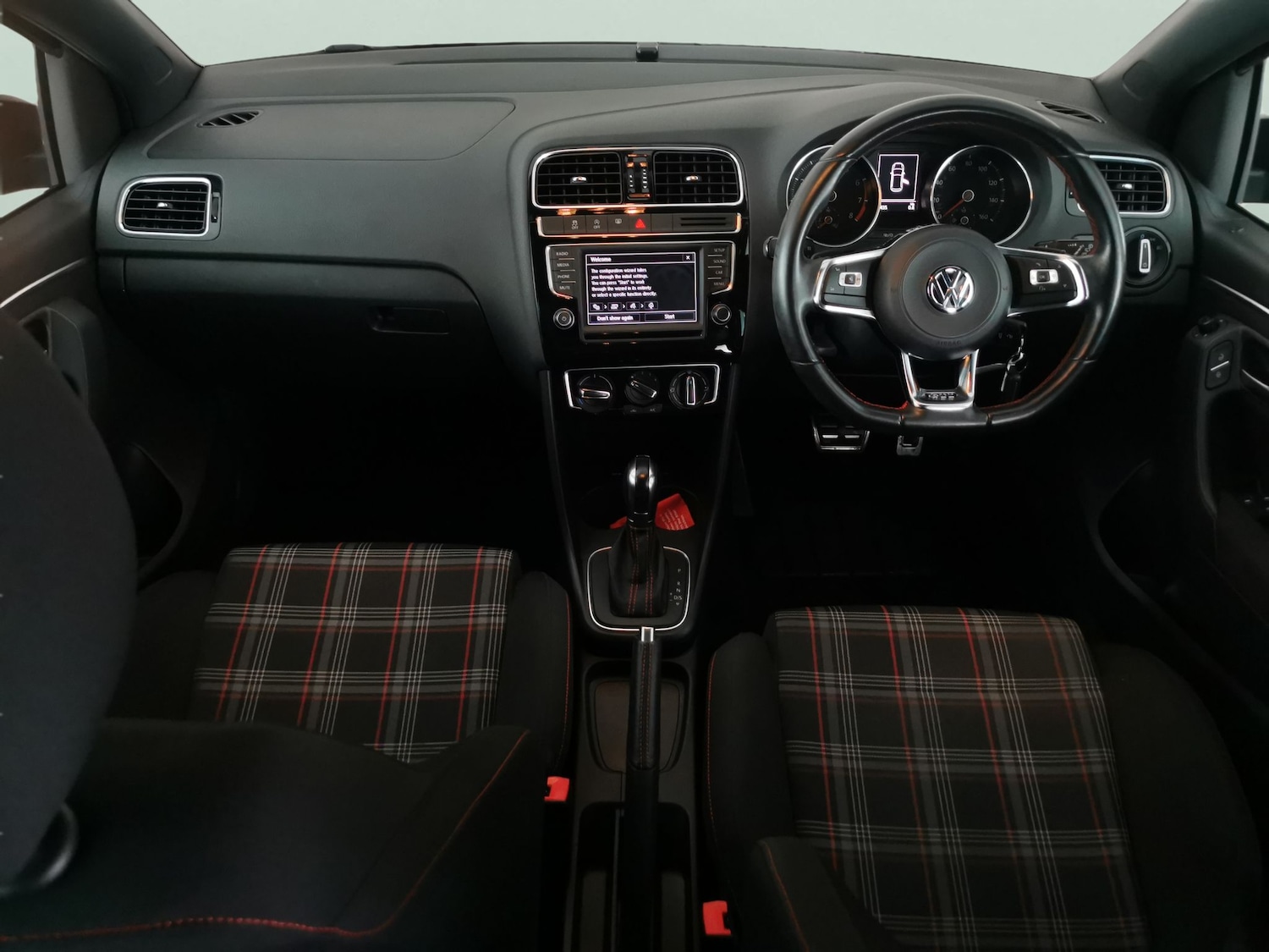 Used Volkswagen Polo 2017 for sale - 77540329: Photo 6