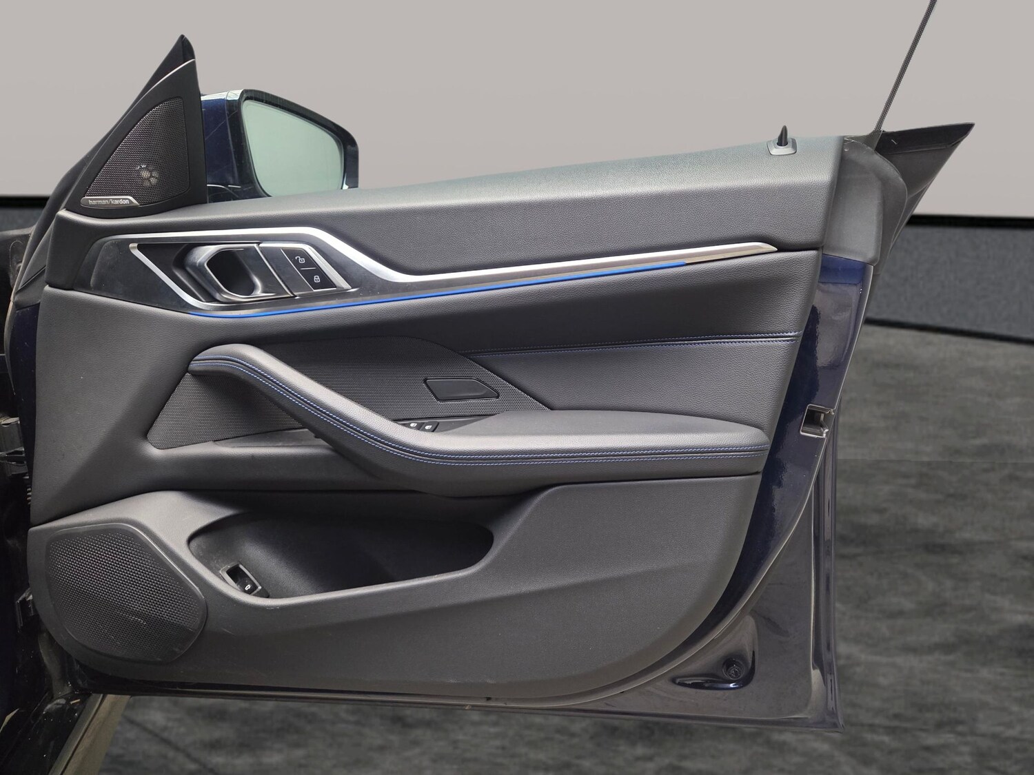 Used BMW i4 2023 for sale - 77493119: Photo 27