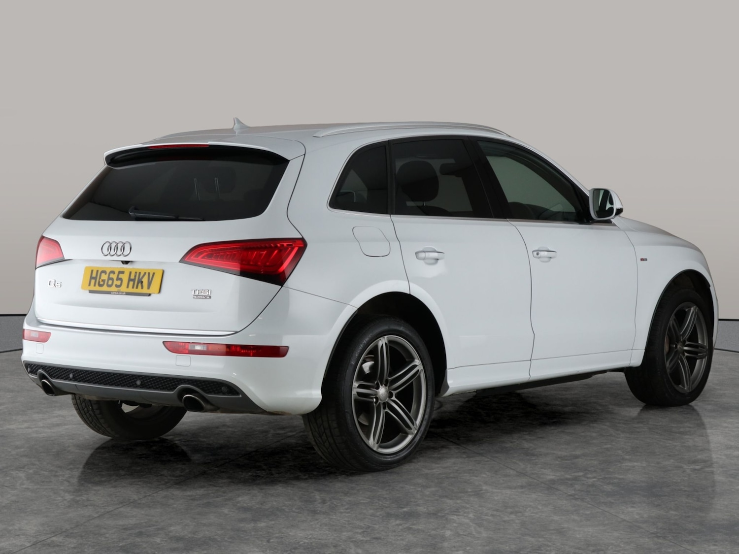 Used Audi Q5 2015 for sale - 76851467: Photo 9