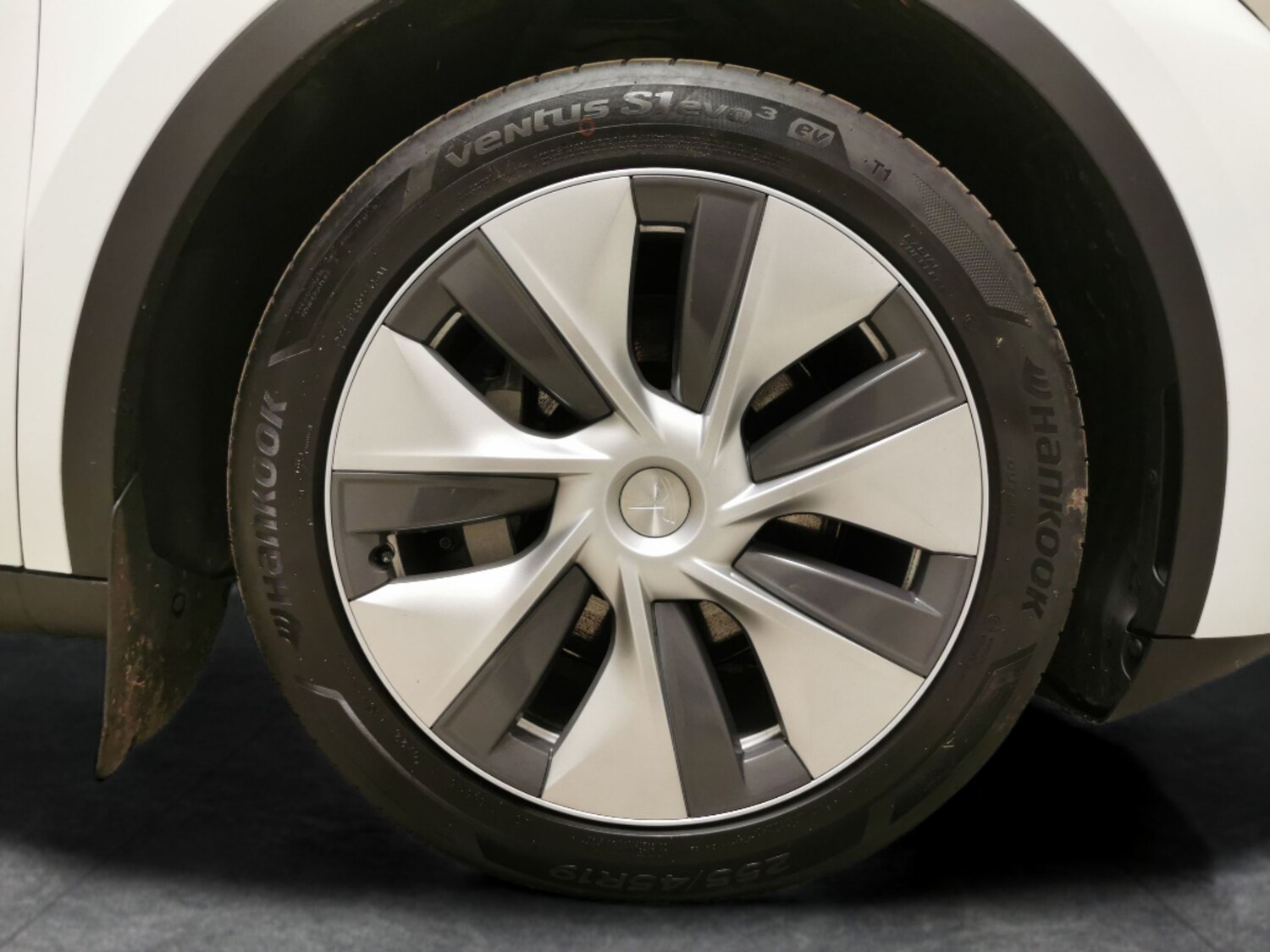 Used Tesla Model Y 2023 for sale - 78187586: Photo 24