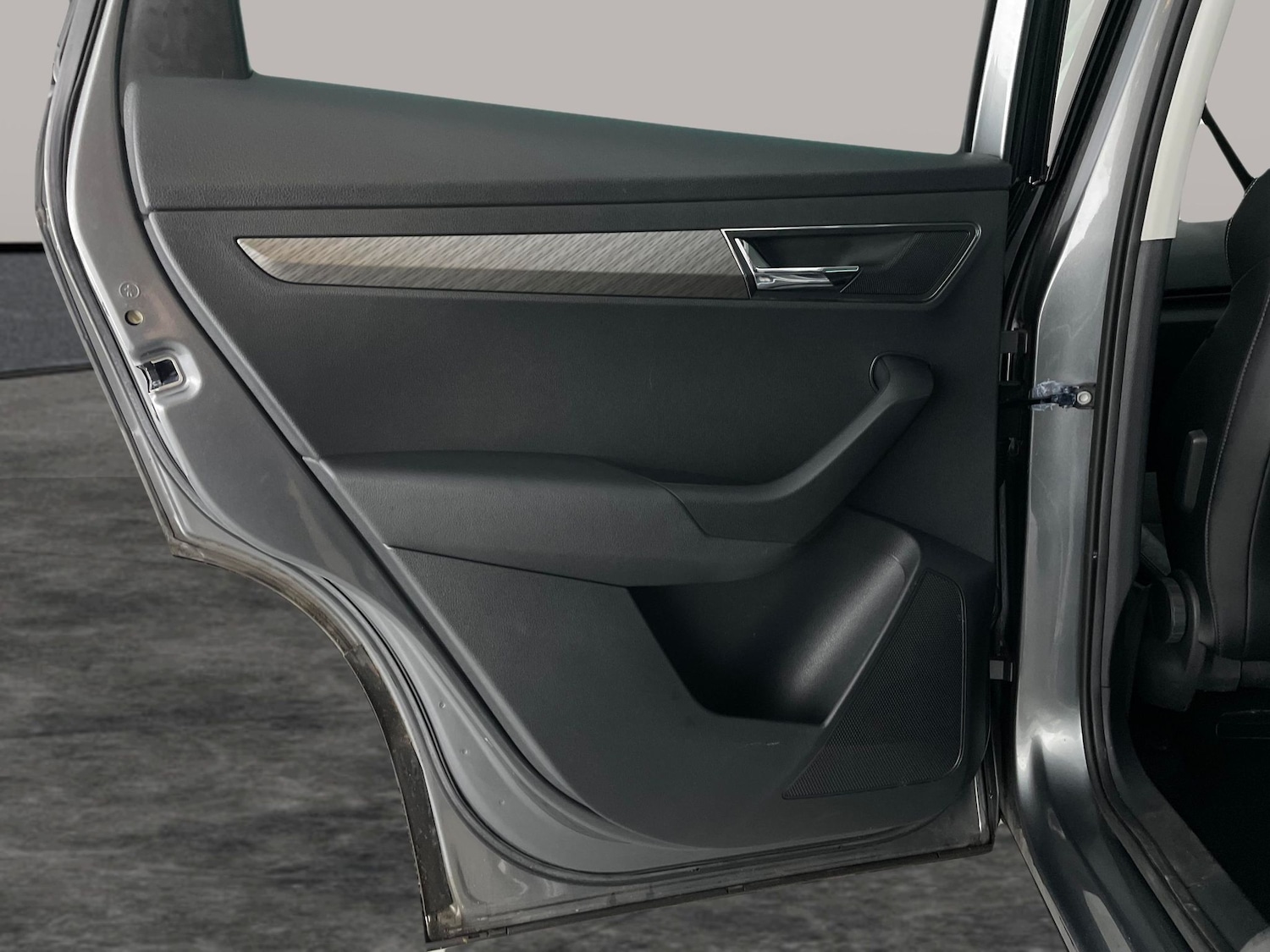 Used Skoda Karoq 2022 for sale - 76999612: Photo 30