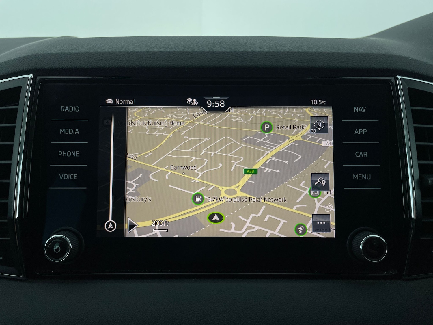 Used Skoda Karoq 2022 for sale - 76999612: Photo 6