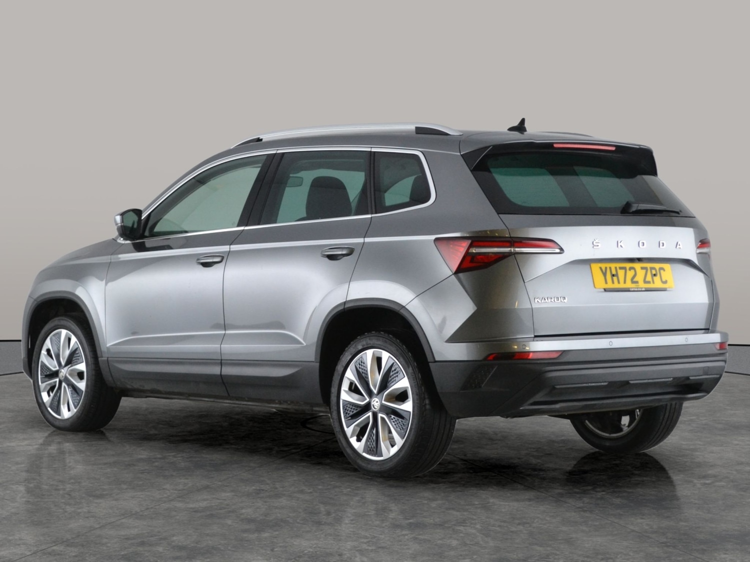 Used Skoda Karoq 2022 for sale - 76999612: Photo 8