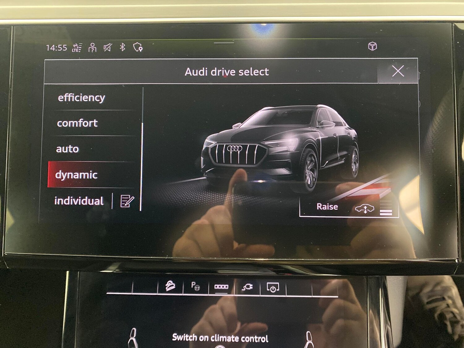 Used Audi e-tron 2022 for sale - 77984684: Photo 16