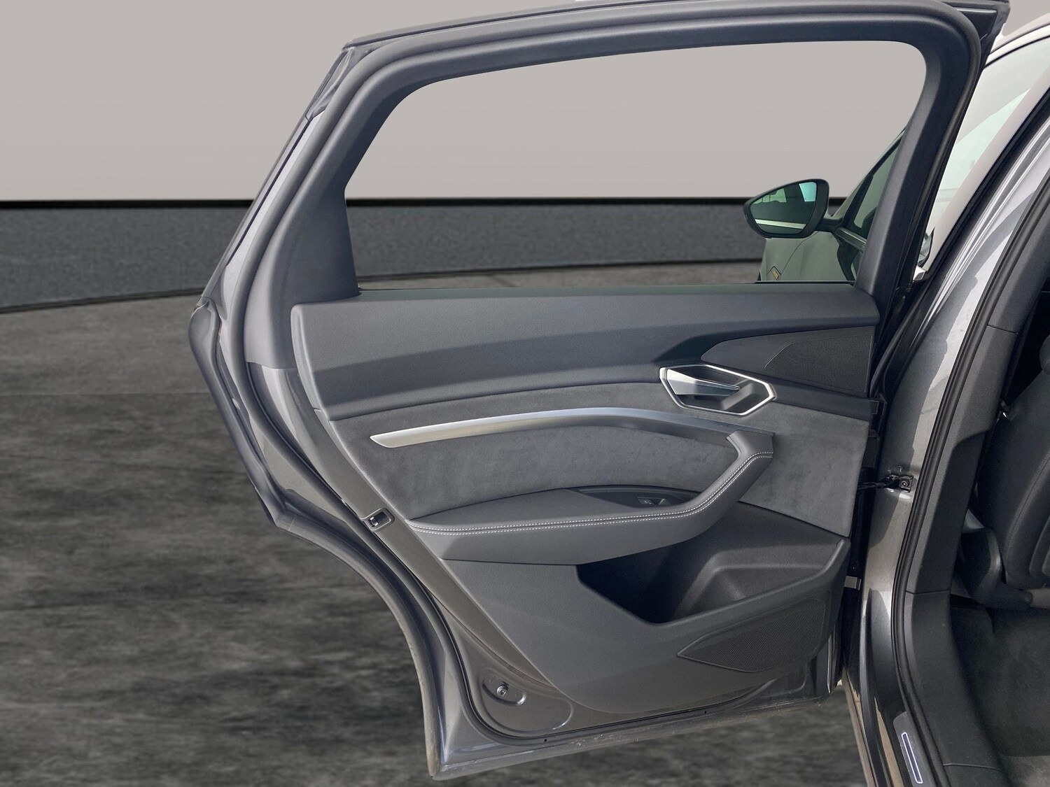 Used Audi e-tron 2022 for sale - 77984684: Photo 27