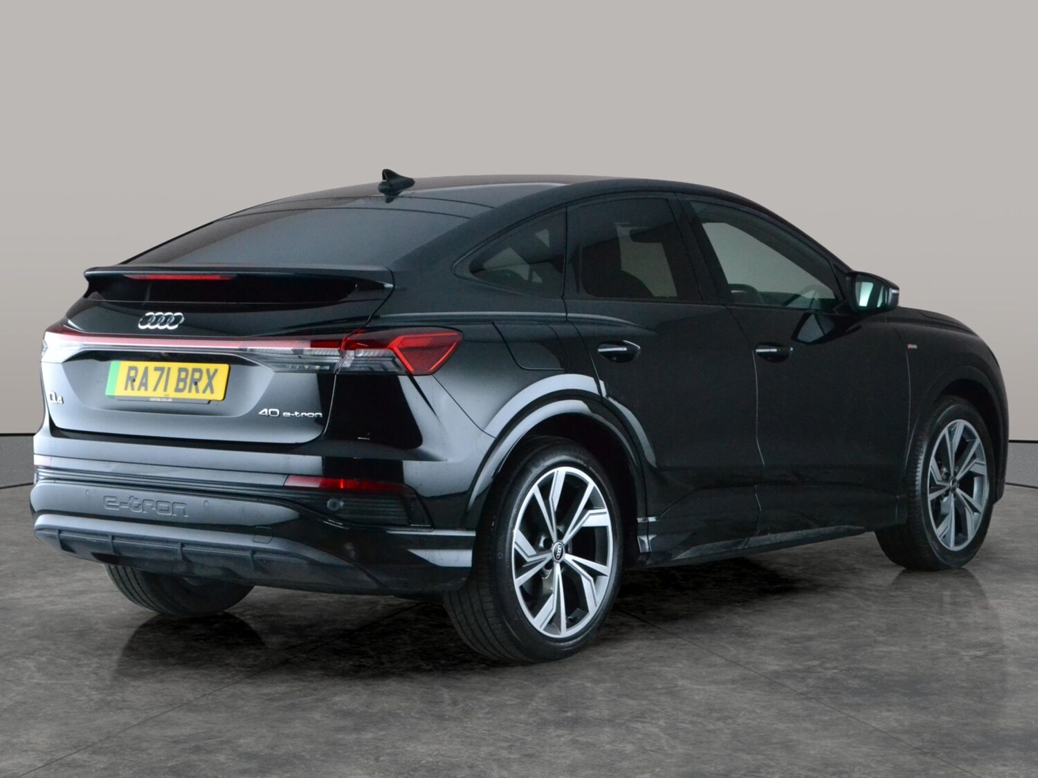 Used Audi Q4 e-tron 2022 for sale - 77560891: Photo 9