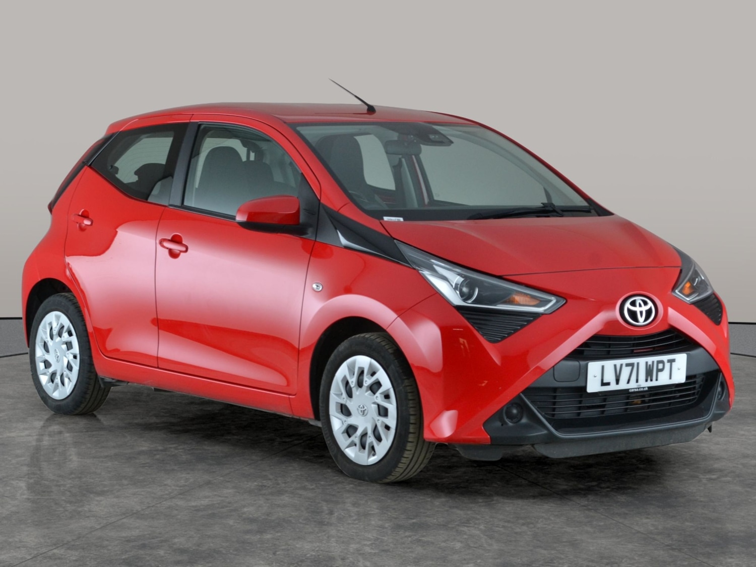 Used Toyota AYGO 2021 for sale - 77123112: Photo 8