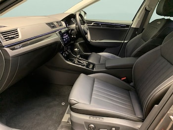 Used Skoda Superb 2023 for sale - 76704223: Photo