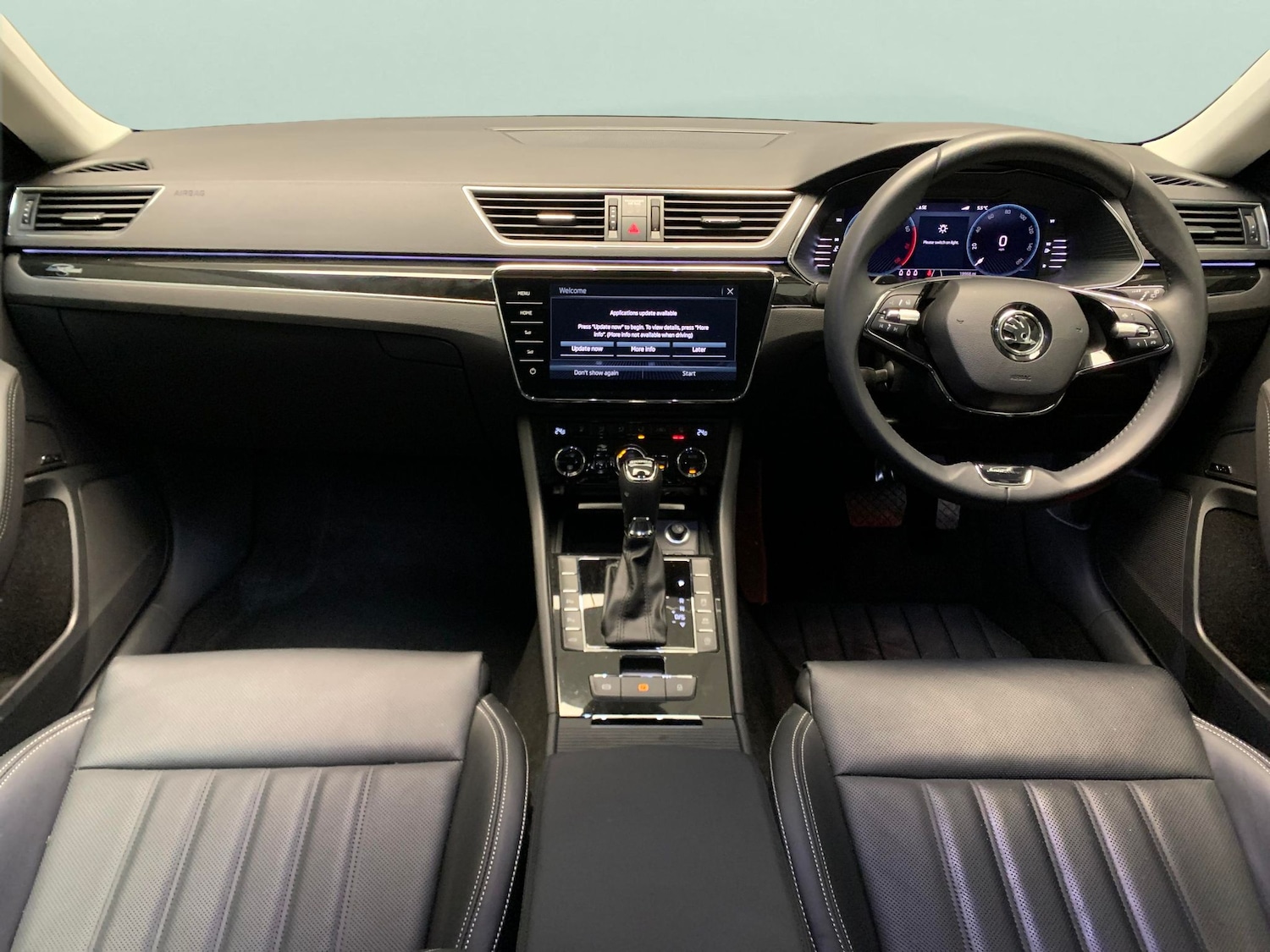 Used Skoda Superb 2023 for sale - 76704223: Photo 7