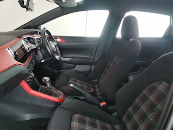 Used Volkswagen Polo 2019 for sale - 78425425: Photo