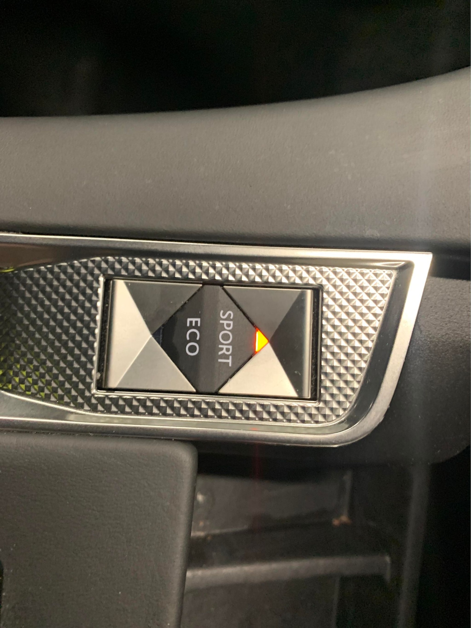 Used DS Automobiles DS 7 2022 for sale - 77255698: Photo 18