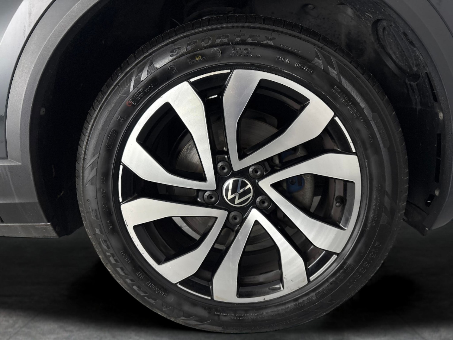 Used Volkswagen T-Roc 2021 for sale - 76682202: Photo 24