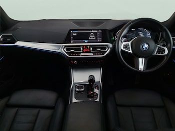 Used BMW 3 Series 2021 for sale - 76612468: Photo