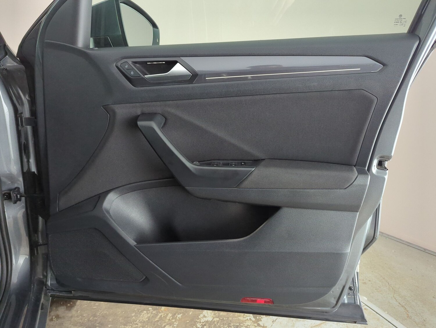 Used Volkswagen T-Roc 2021 for sale - 77746472: Photo 30