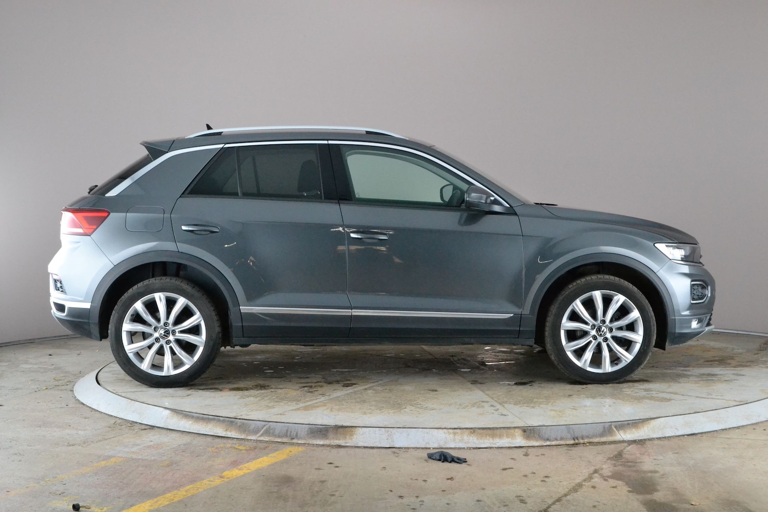 Used Volkswagen T-Roc 2021 for sale - 77746472: Photo 8