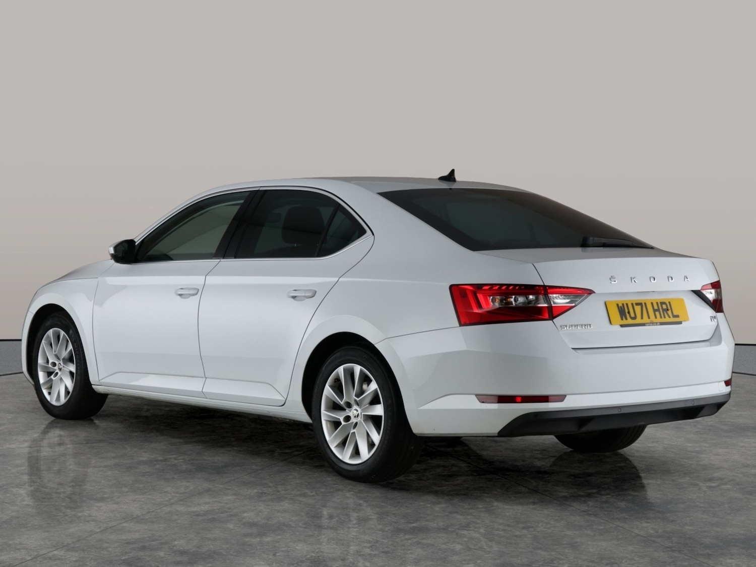 Used Skoda Superb 2021 for sale - 76542699: Photo 12