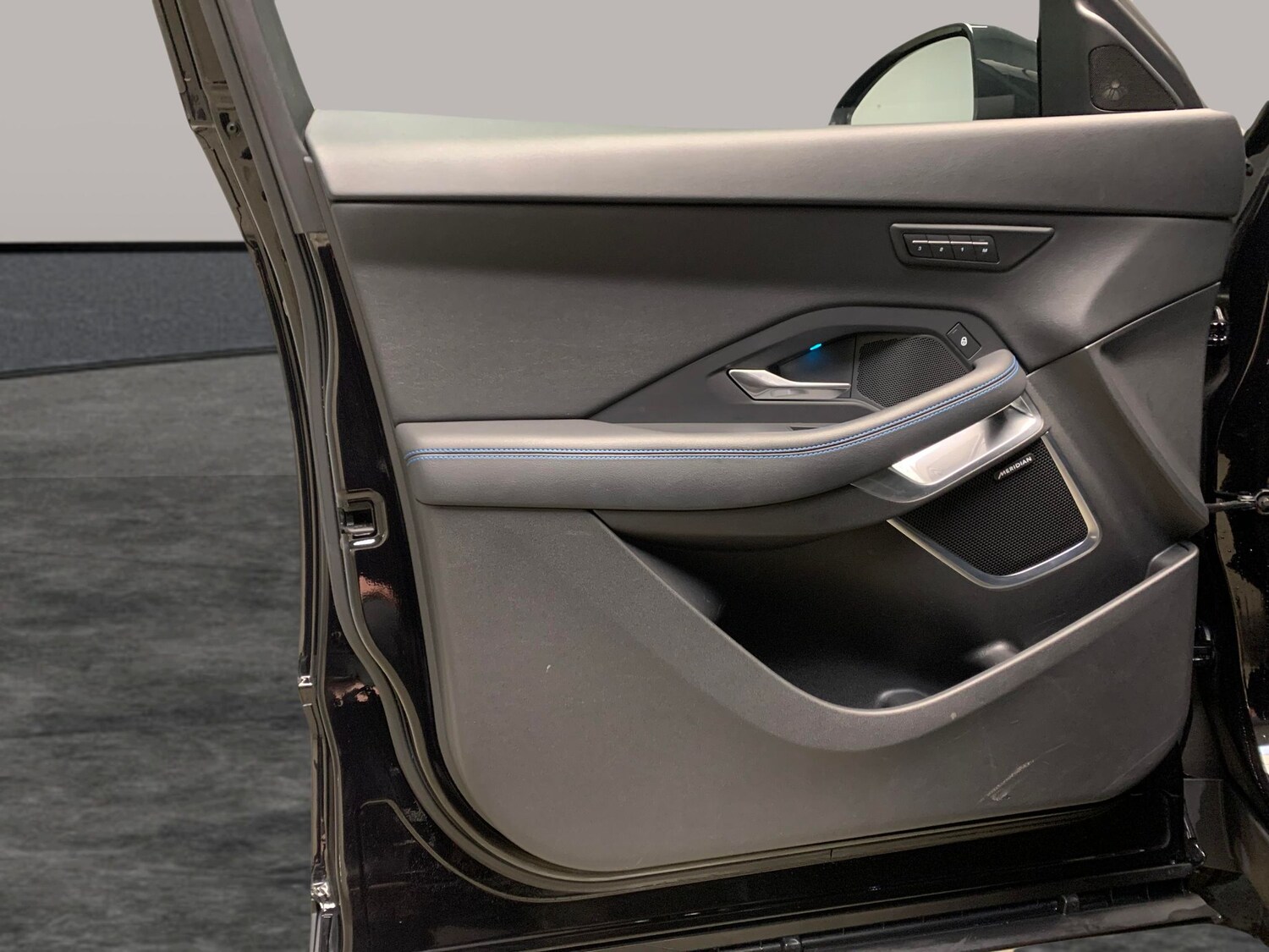 Used Jaguar E-Pace 2019 for sale - 77676079: Photo 26