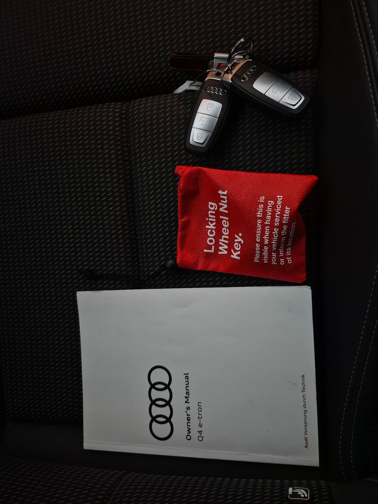 Used Audi Q4 e-tron 2022 for sale - 77418013: Photo 35