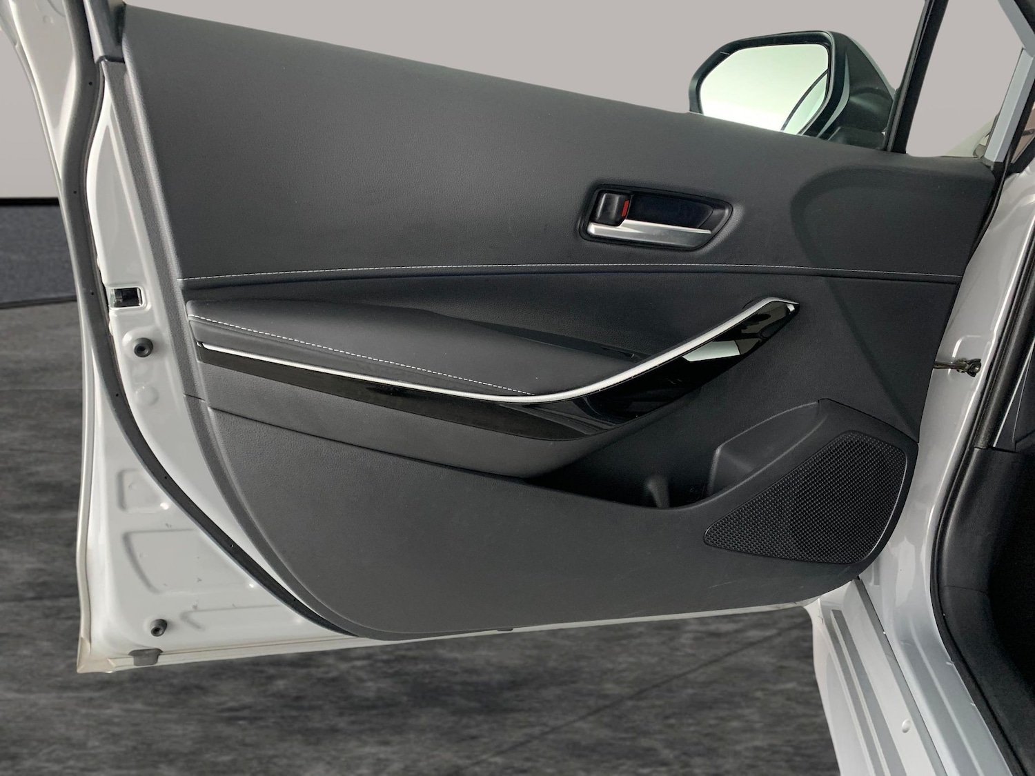 Used Toyota Corolla 2021 for sale - 76542653: Photo 29