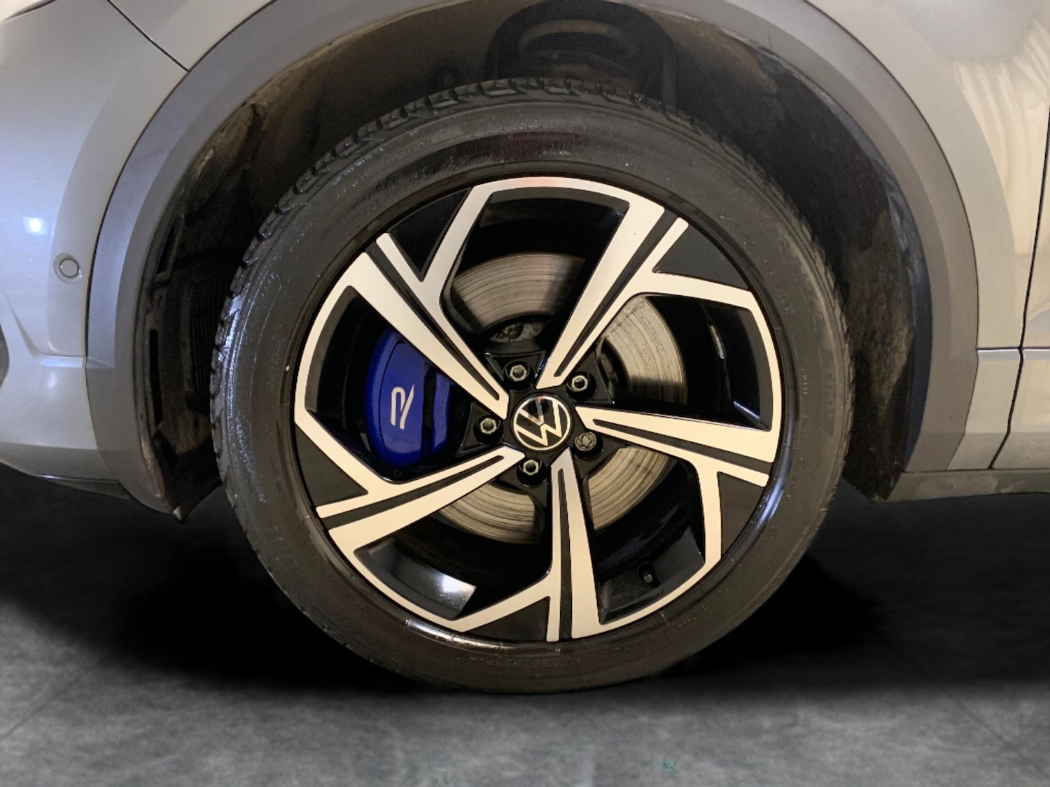 Used Volkswagen T-Roc for sale - 77480463: Photo 19