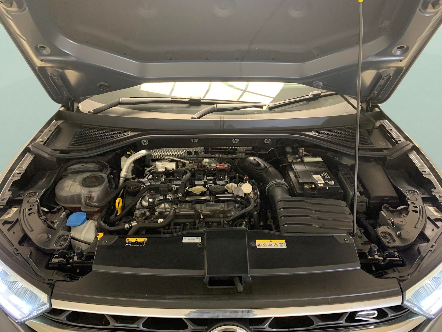 Used Volkswagen T-Roc for sale - 77480463: Photo 28