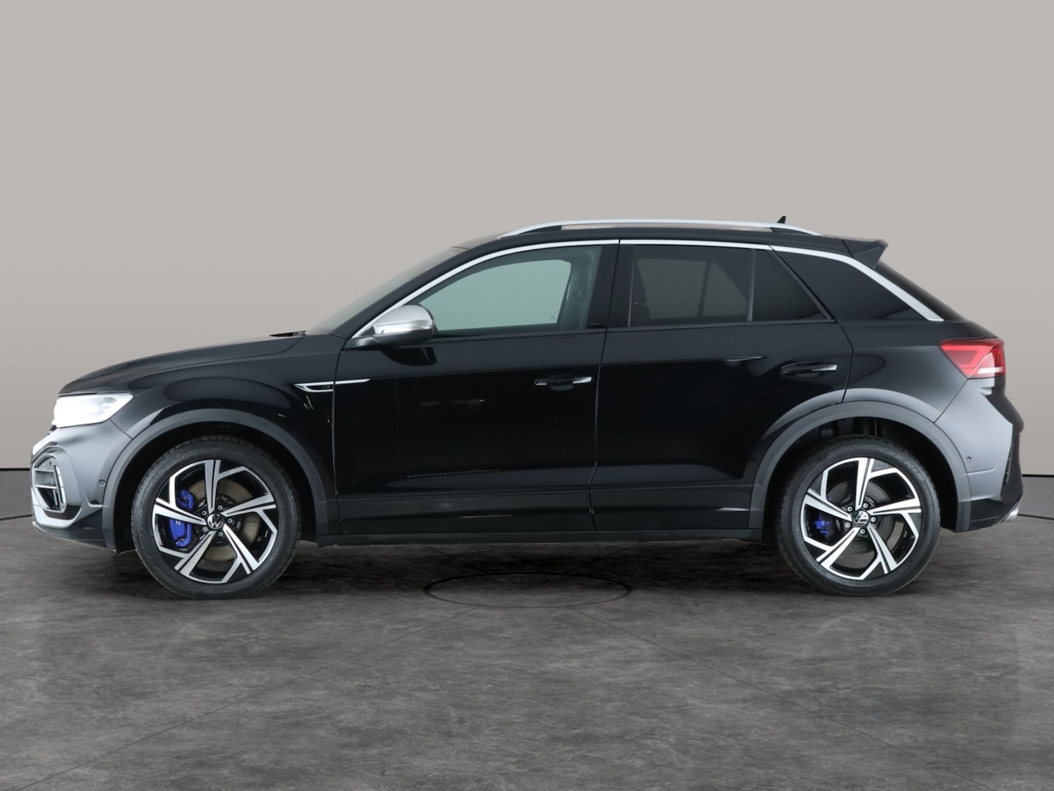 Used Volkswagen T-Roc 2023 for sale - 76693973: Photo 13