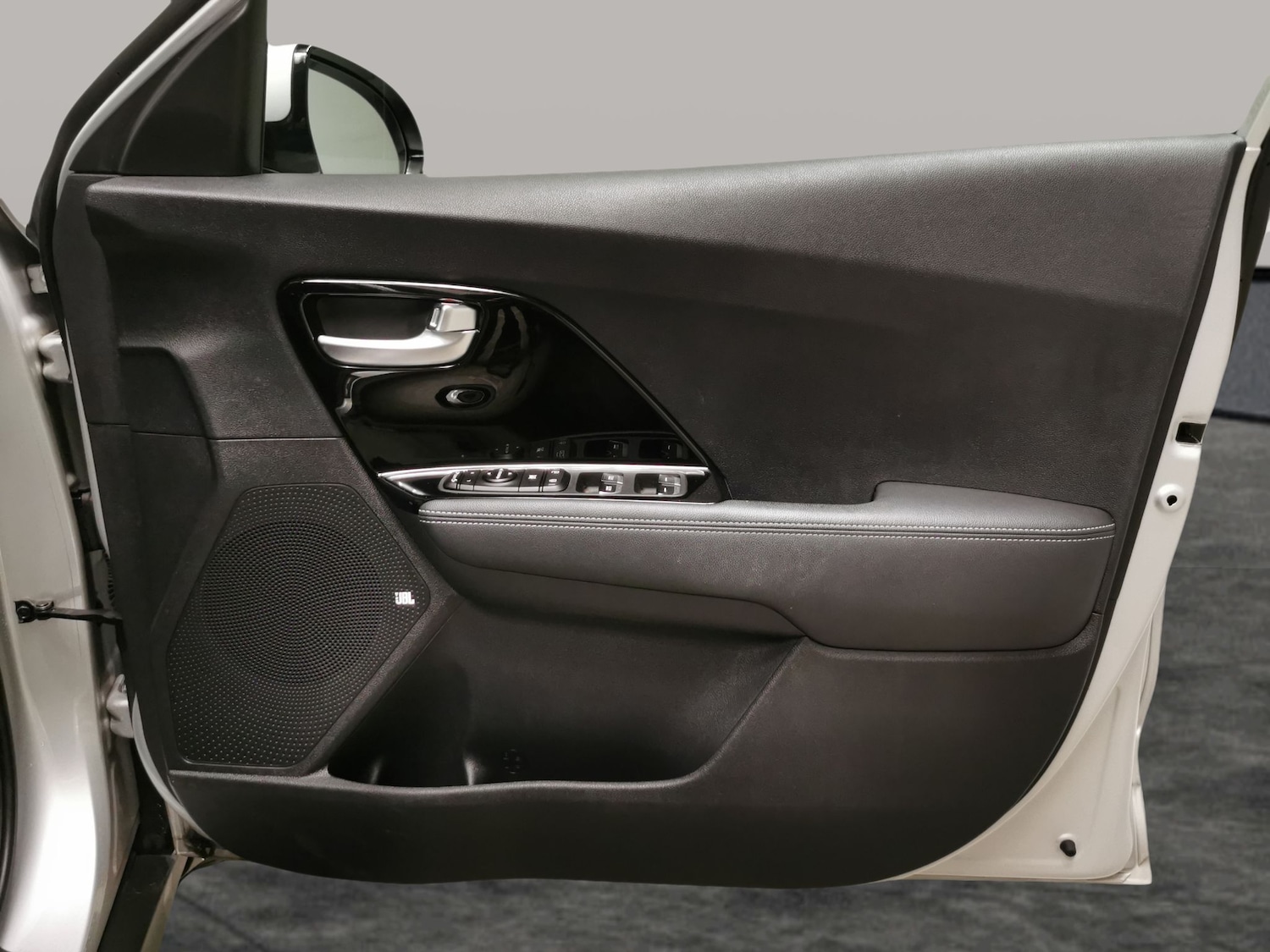 Used Kia Niro 2020 for sale - 77974342: Photo 31