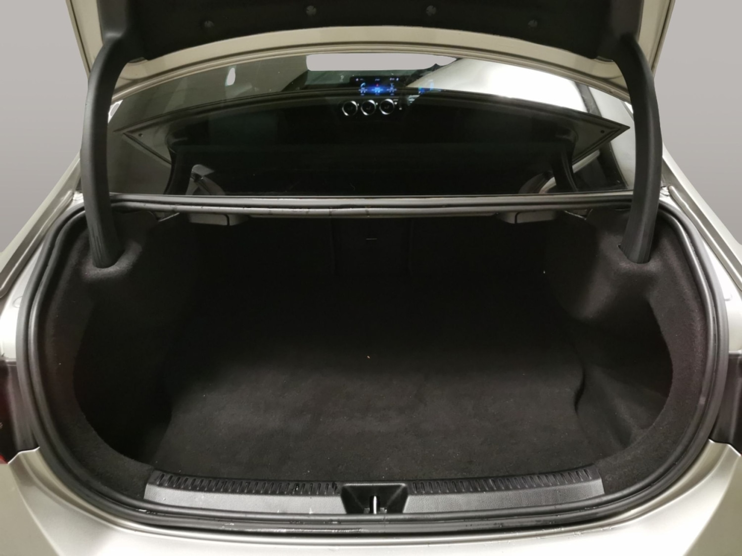 Used Mercedes-Benz A-Class 2020 for sale - 77149071: Photo 35