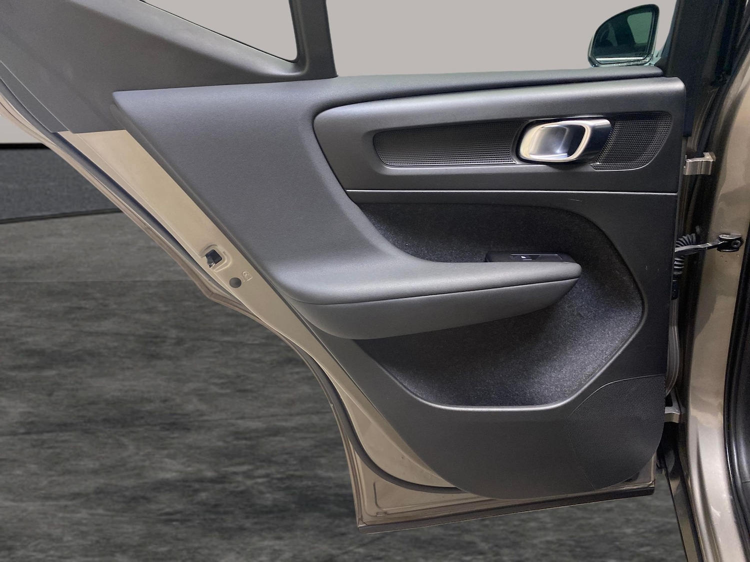 Used Volvo XC40 2021 for sale - 78159624: Photo 25