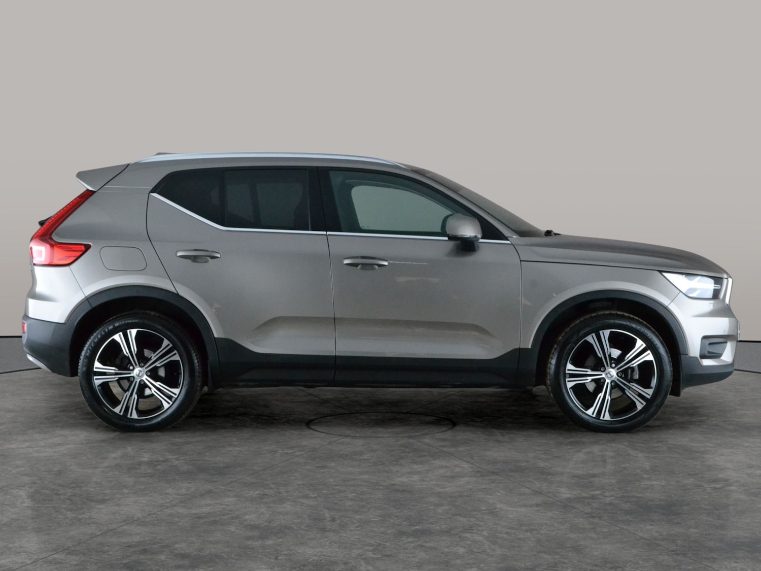 Used Volvo XC40 2021 for sale - 78159624: Photo 8