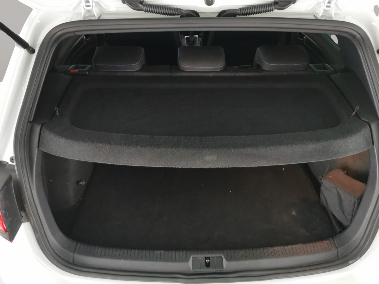 Used Volkswagen Golf 2018 for sale - 77255945: Photo 28