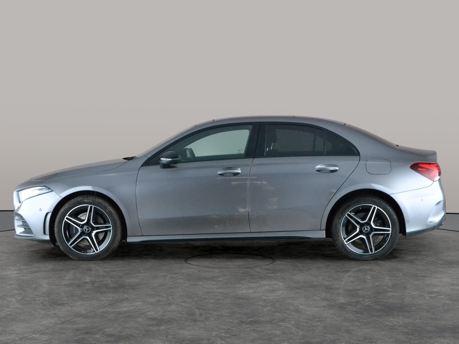 Used Mercedes-Benz A-Class 2022 for sale - 77732969: Photo 15