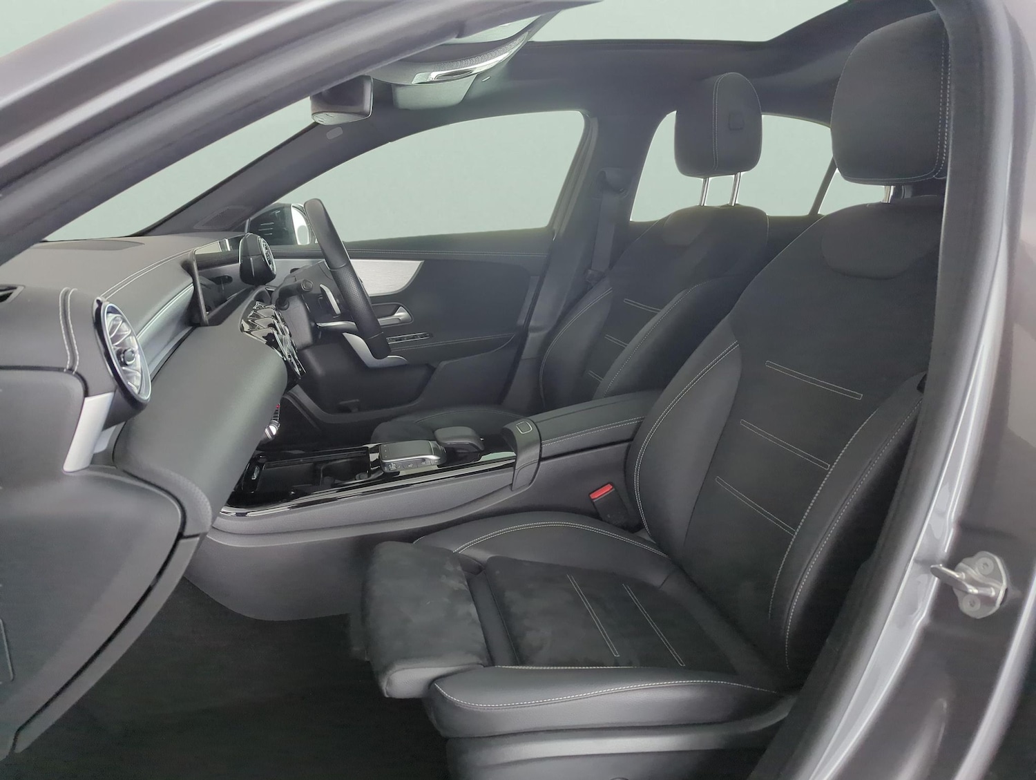 Used Mercedes-Benz A-Class 2022 for sale - 77732969: Photo 4