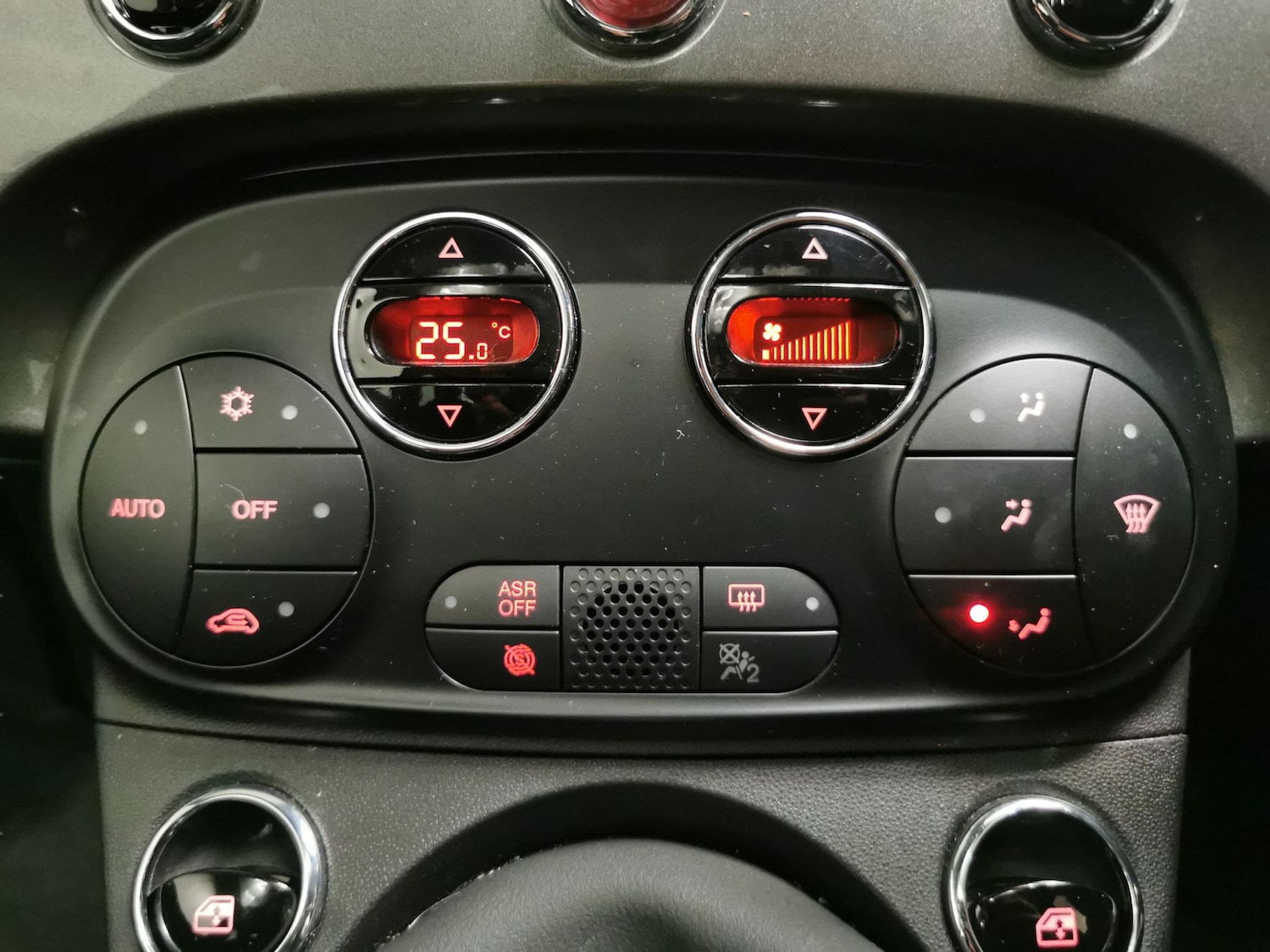 Used Fiat 500 2023 for sale - 76941216: Photo 17