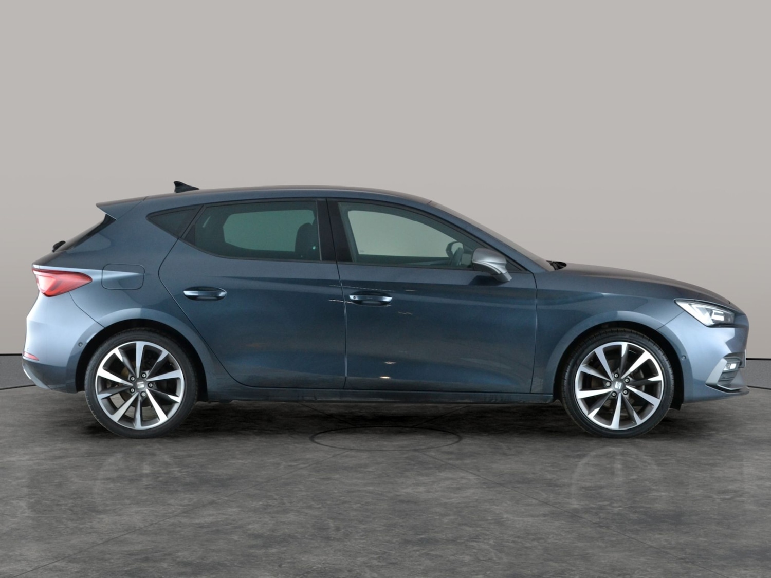 Used SEAT Leon 2023 for sale - 77316591: Photo 8