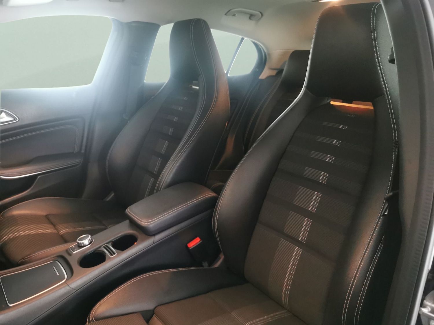 Used Mercedes-Benz GLA 2019 for sale - 77619600: Photo 14