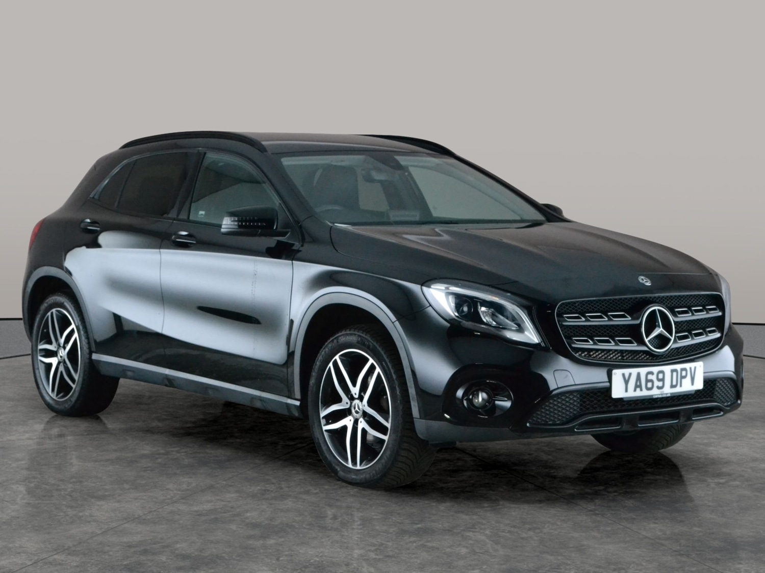 Used Mercedes-Benz GLA 2019 for sale - 77619600: Photo 8