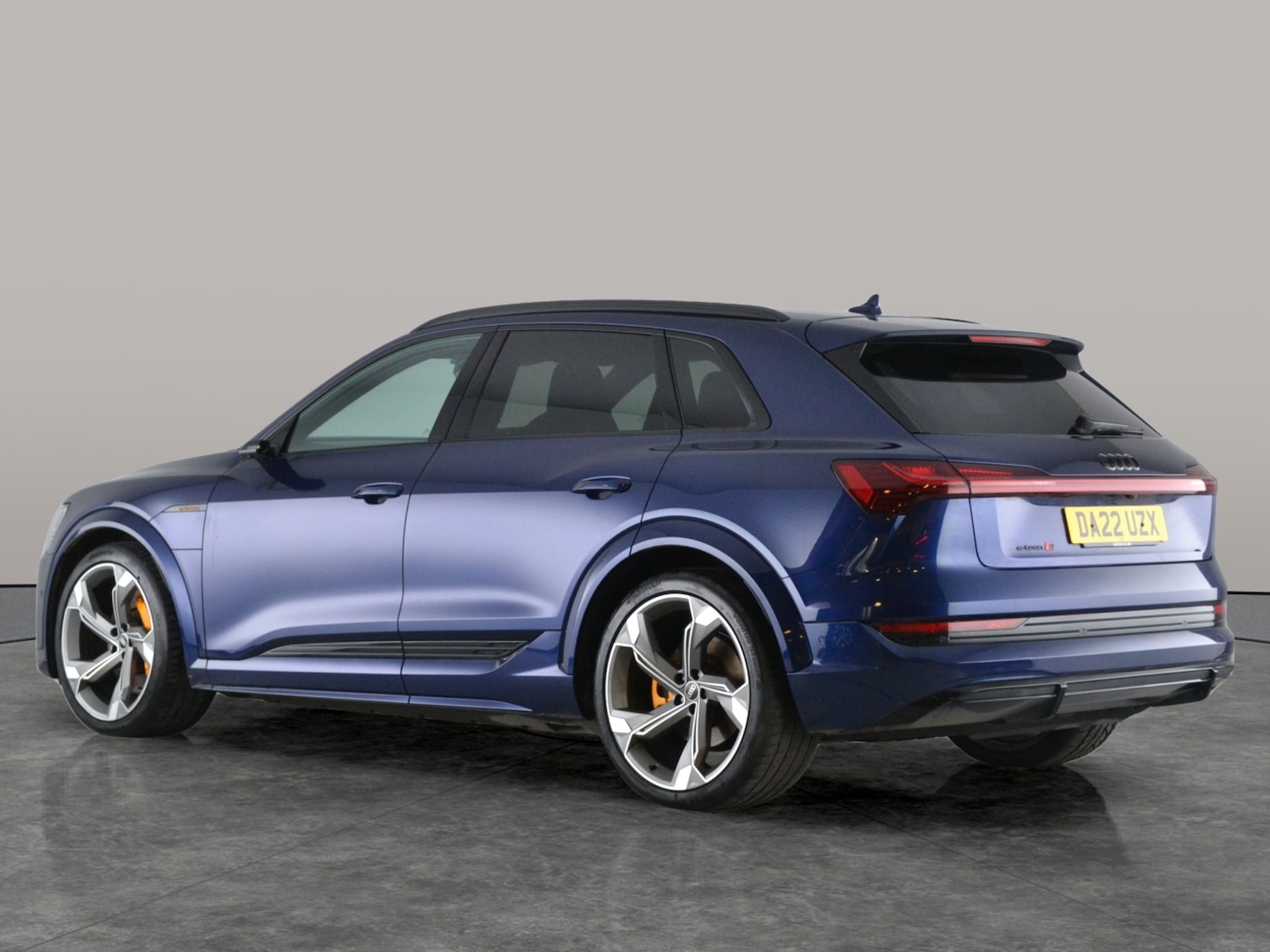 Used Audi e-tron 2022 for sale - 76694055: Photo 11