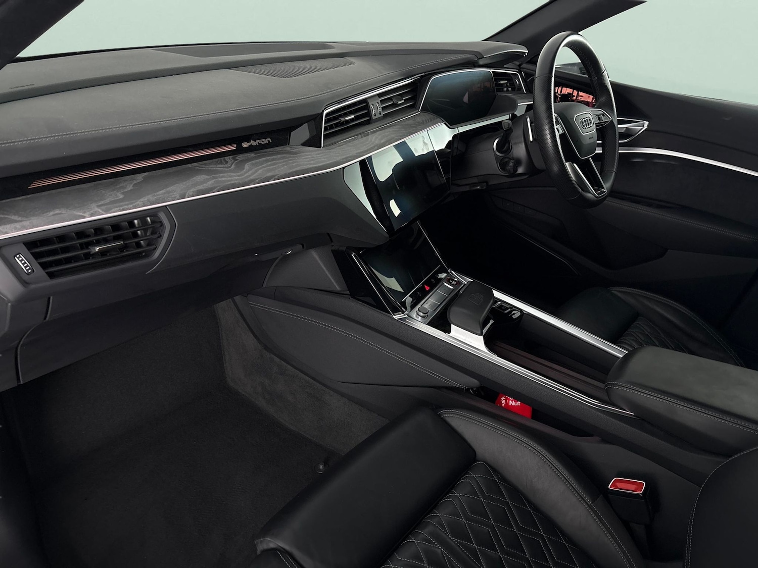 Used Audi e-tron 2022 for sale - 76694055: Photo 4