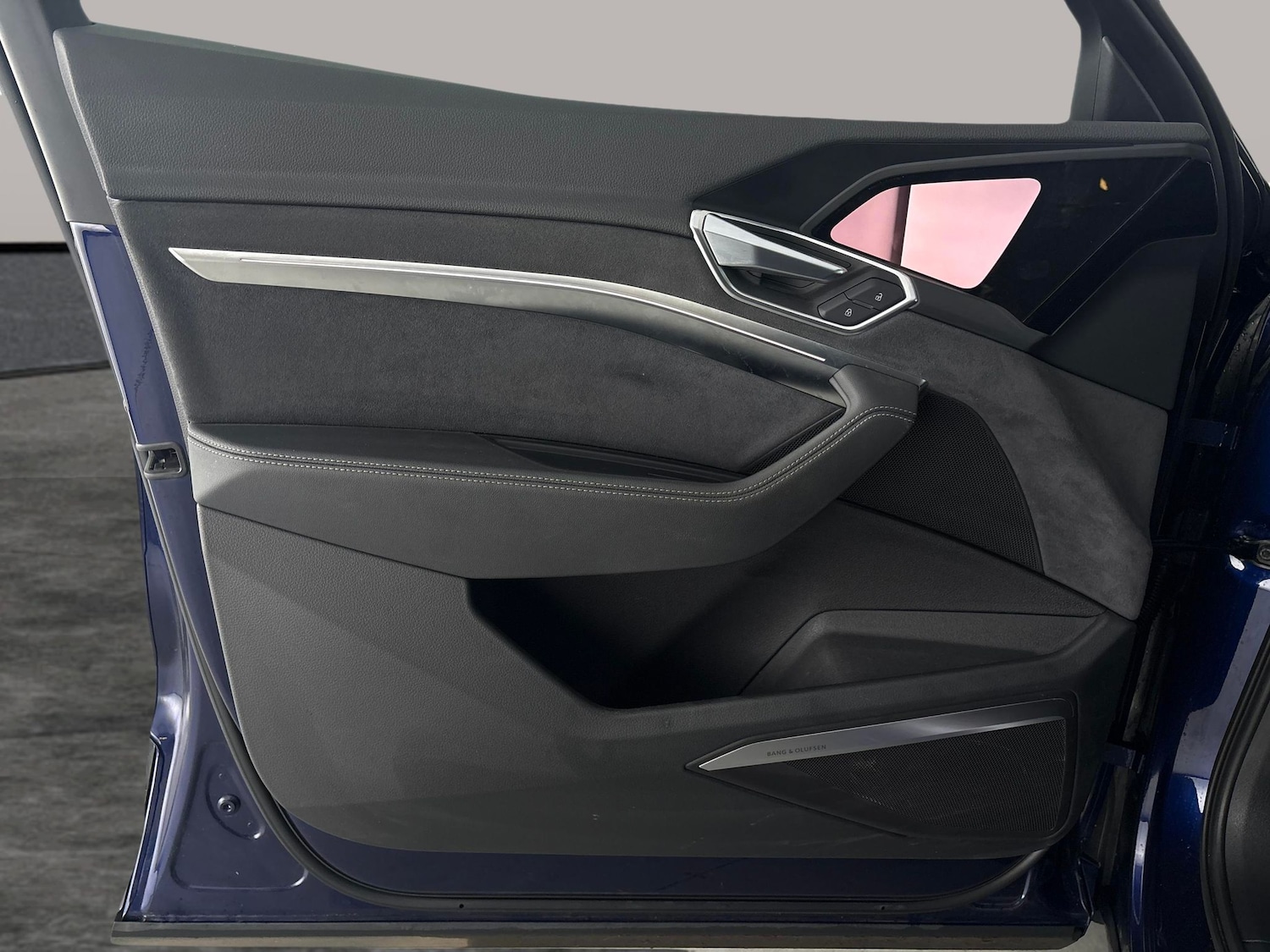 Used Audi e-tron 2022 for sale - 76694055: Photo 41