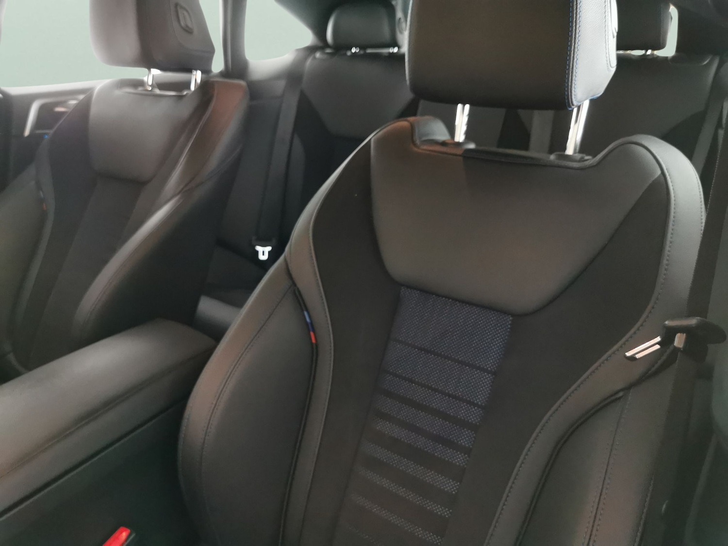 Used BMW i4 2022 for sale - 76648470: Photo 24