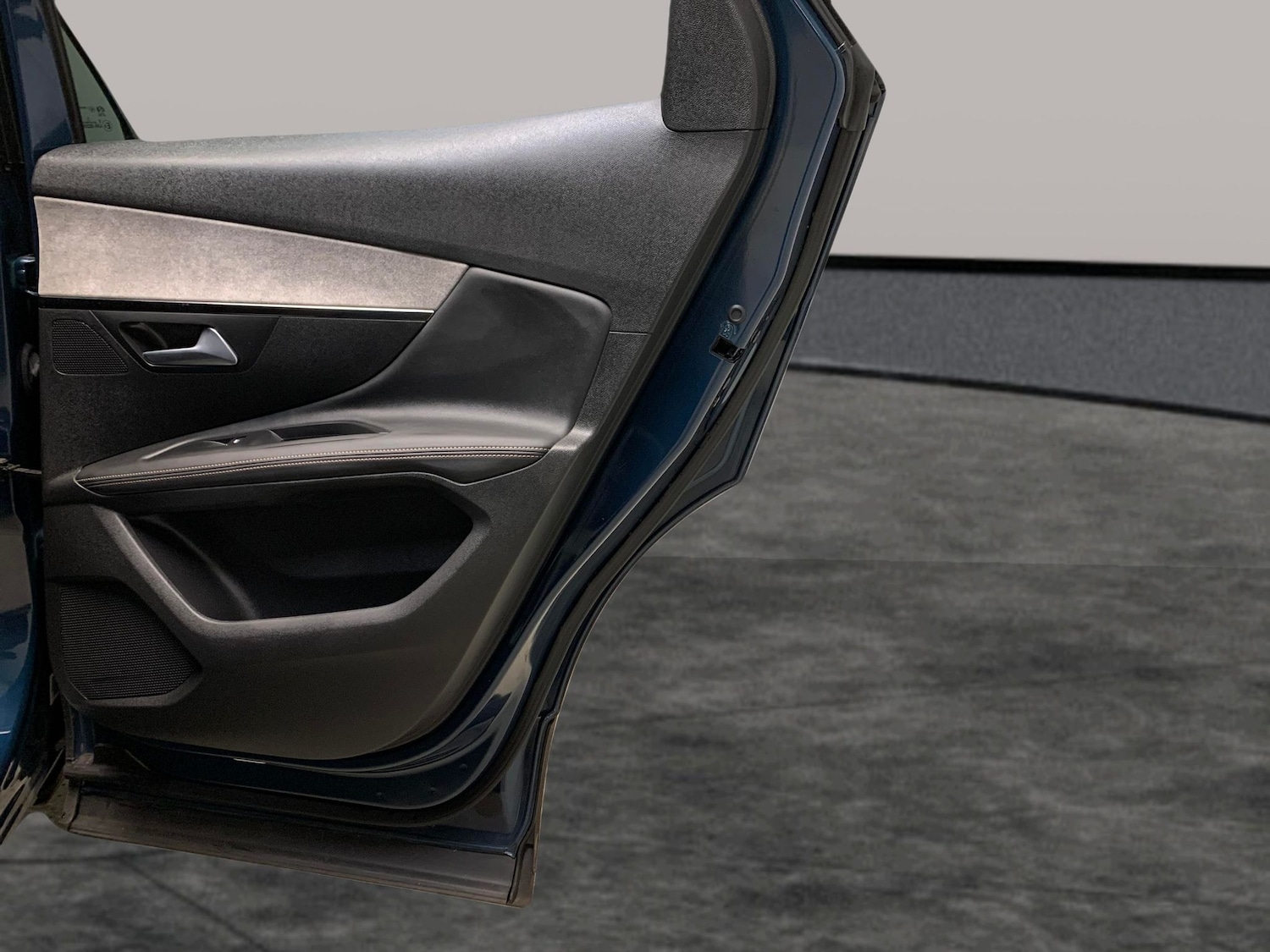 Used Peugeot 3008 2021 for sale - 76442228: Photo 37