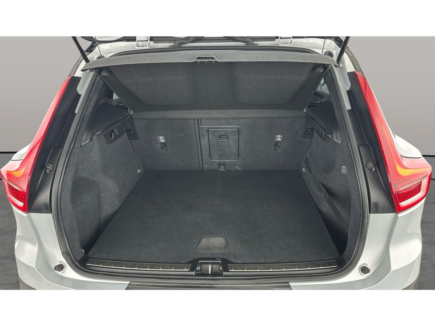 Used Volvo XC40 for sale - 77543024: Photo 18