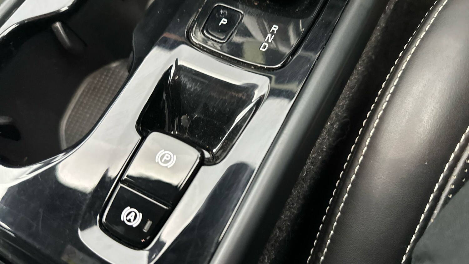 Used Volvo XC40 for sale - 77543024: Photo 30