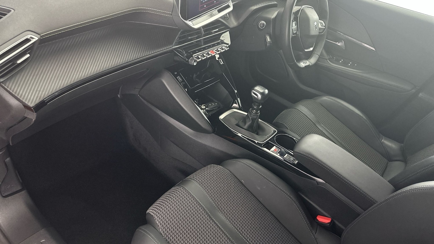 Used Peugeot 2008 2021 for sale - 77318377: Photo 13